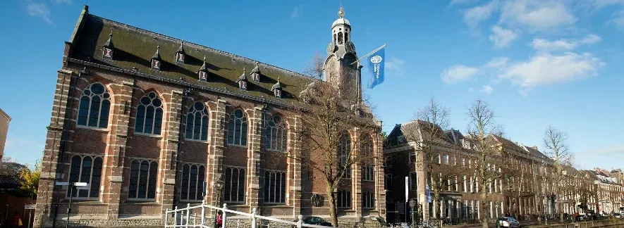 Leiden Üniversitesi